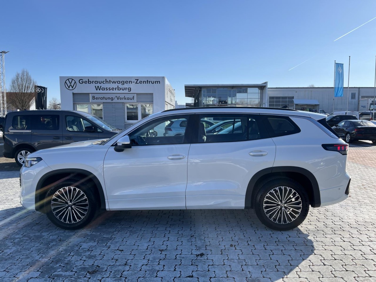 Tayron 1.5 eTSI Life DSG (NAVI+APP+IQLight+LED+ACC+RearView)