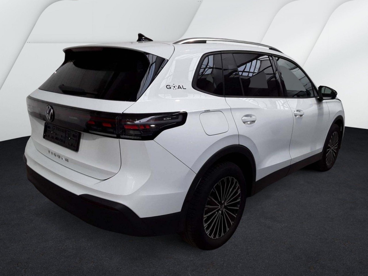 Tiguan 2.0 TDI Goal DSG (NAVI+LED+AHK+RearView+ACC)