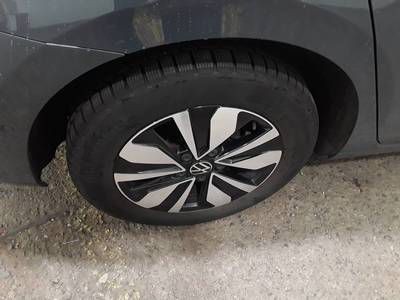 Touran 2.0 TDI GOAL DSG (IQLight+NAVI+APP+AHK+ACC)