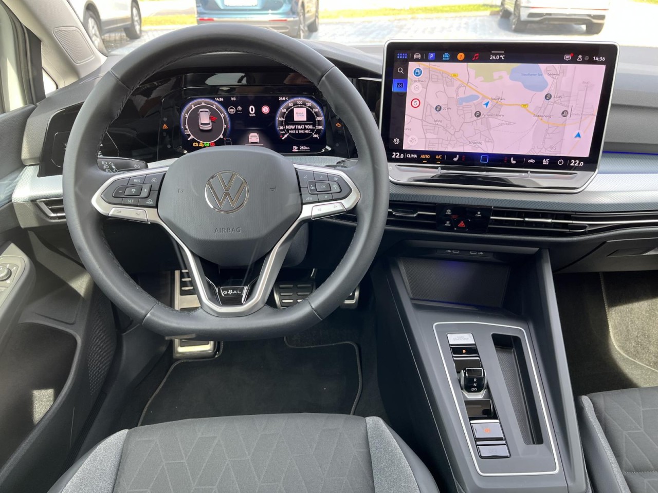 Golf VIII 1.5 eTSI Goal DSG (IQLight,APP,NAVI,RearView)