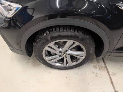 T-Roc 1.5 TSI R-Line DSG (NAVI+LED+AHK+R-Kamera+APP+ACC)