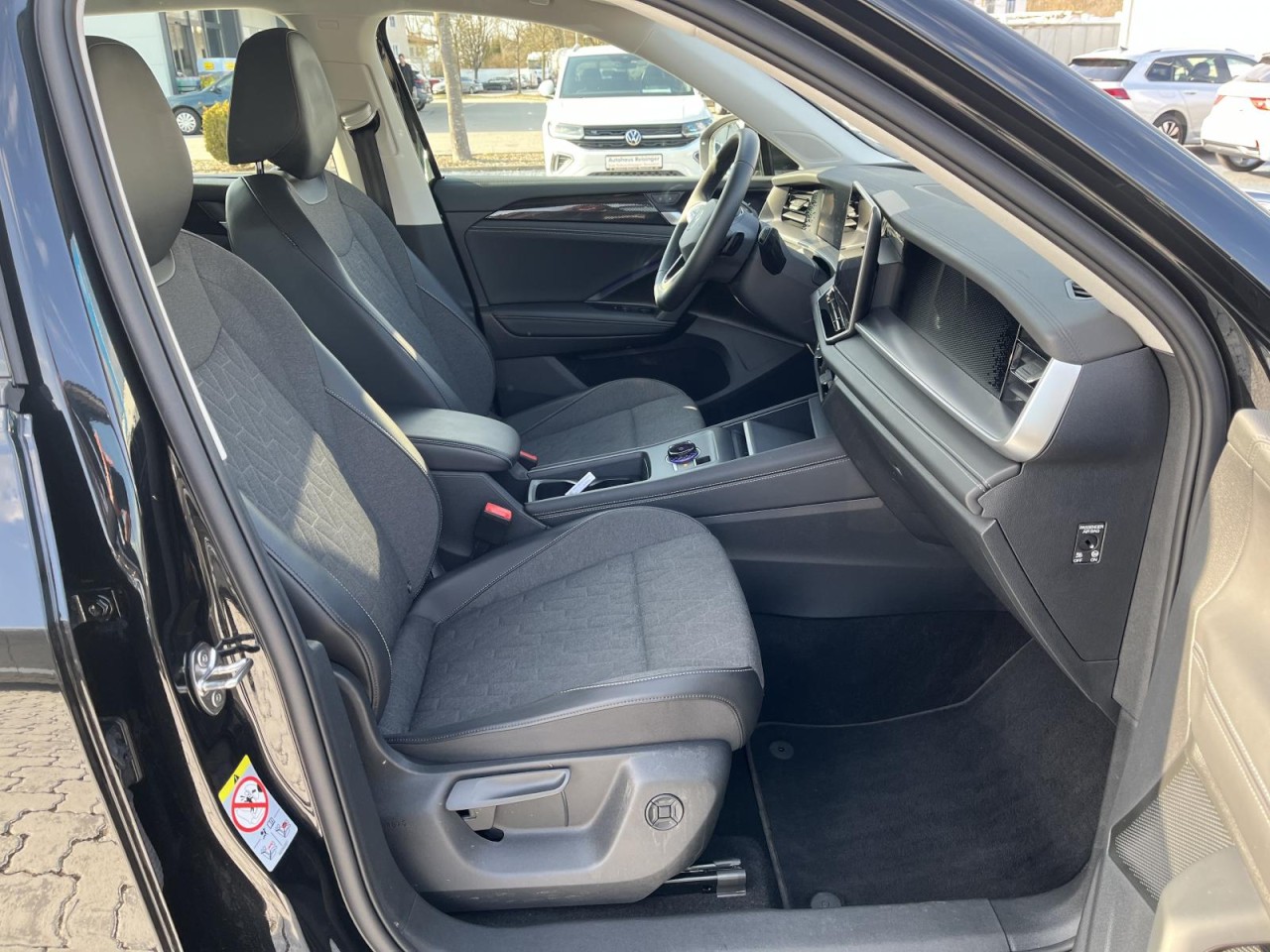 Tayron 2,0 TDI Life 4Motion DSG (IQLightMatrix+NAVI+APP+ACC+AHK+RearView)