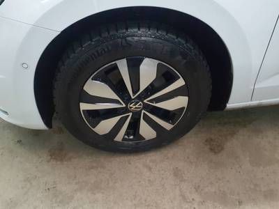 Touran 2.0 TDI GOAL DSG (LED+NAVI+APP+AHK+ACC