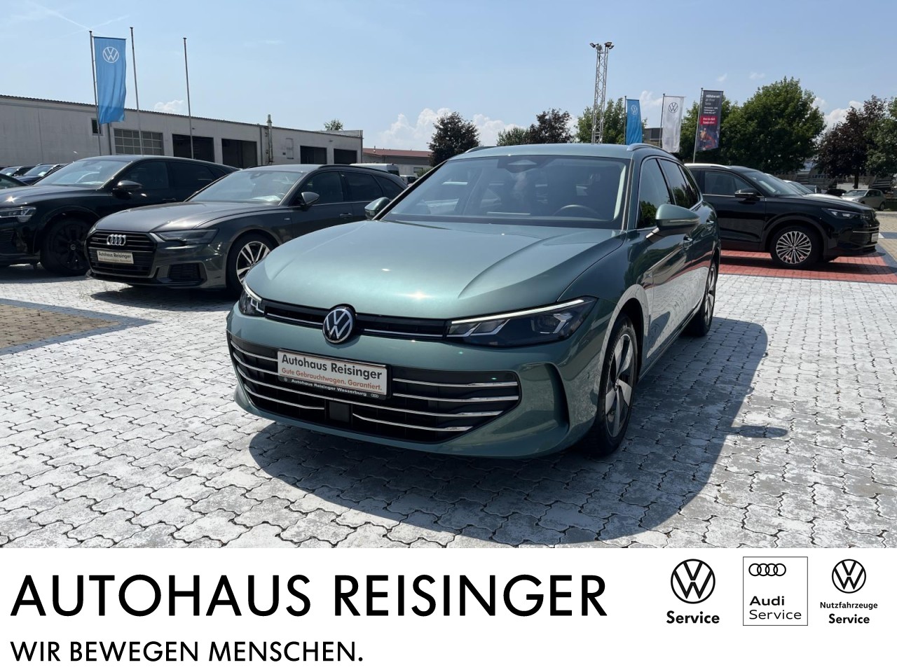 Passat Variant 1.5 eTSI Business DSG (LED+NAVI+APP+AHK+ACC+RearView)
