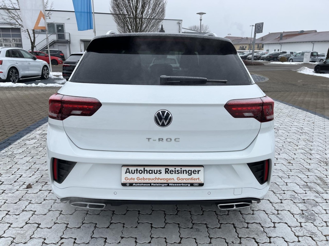 T-Roc 1.5 TSI DSG R-Line (LED+NAVI+AHK+RearView+ACC)