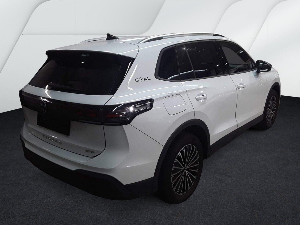 Tiguan 1.5 eTSI Goal DSG (IQLight+NAVI+AHK+Area-RearView+ACC)