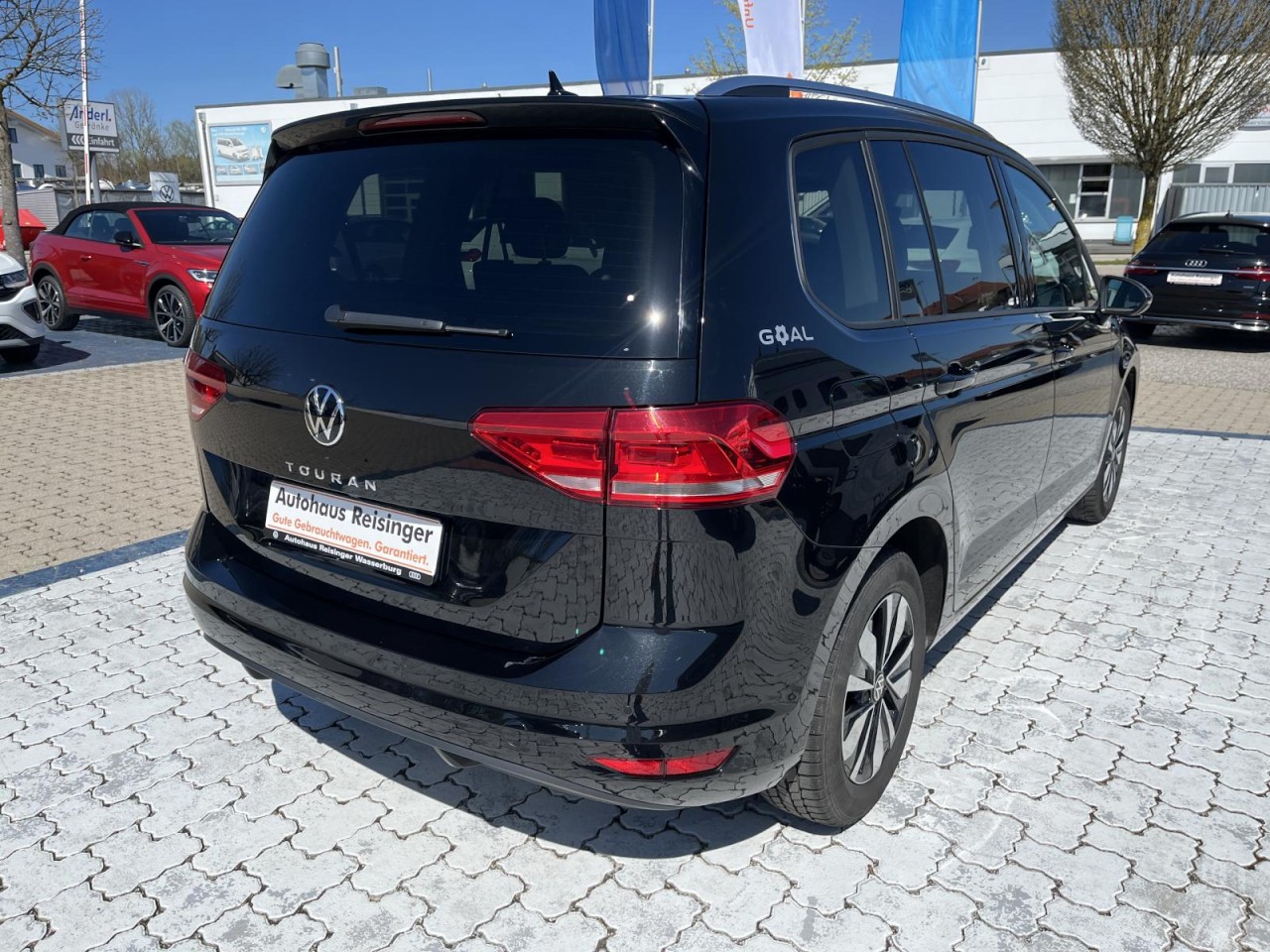 Touran 1.5 TSI Goal (7-Sitze+APP+NAVI+ACC+RearView)