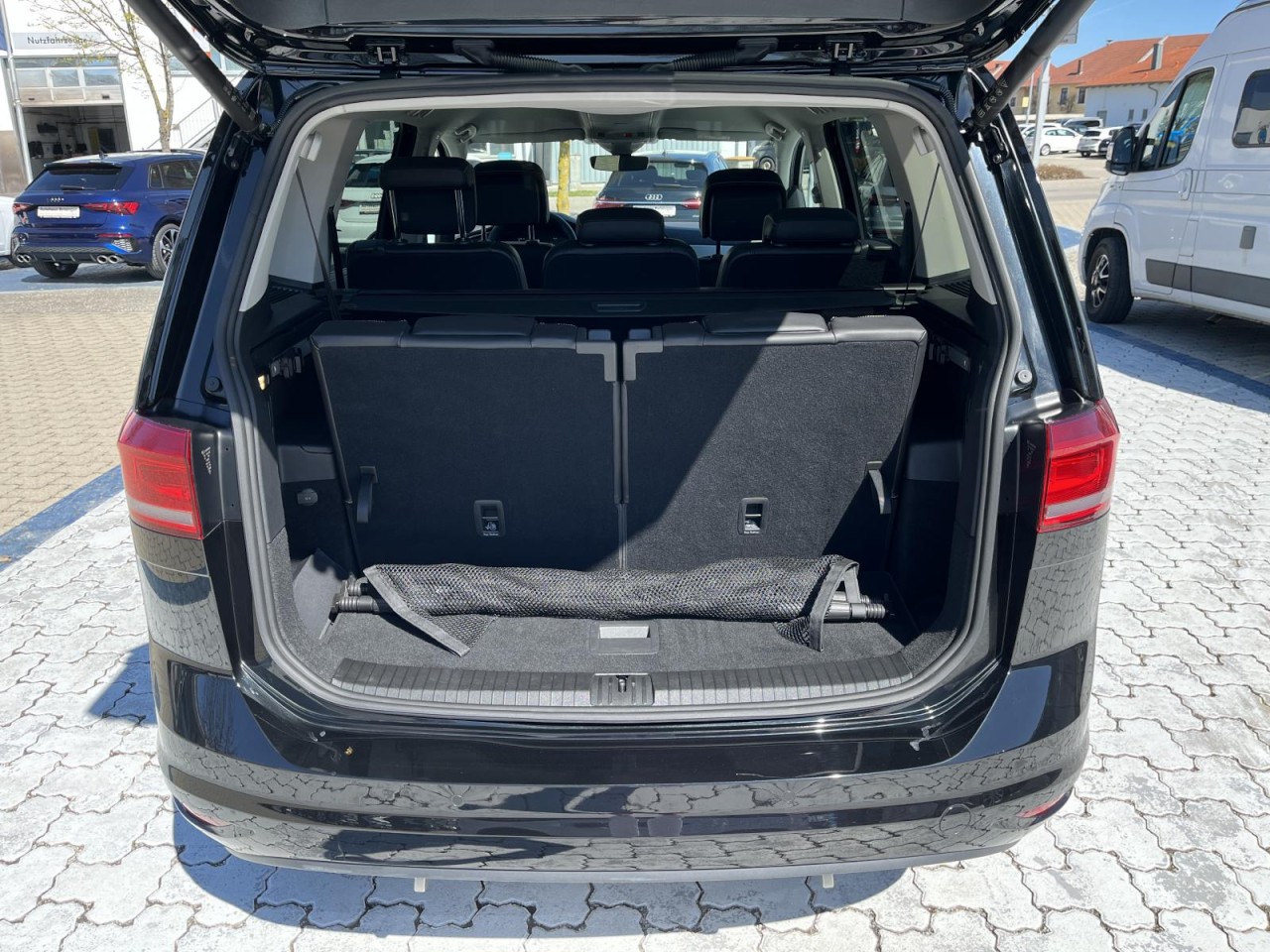 Touran 1.5 TSI Goal (7-Sitze+APP+NAVI+ACC+RearView)