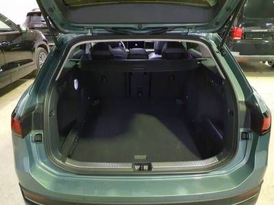 Passat Variant 1.5 eTSI Business DSG (LED+NAVI+APP+AHK+ACC+RearView)