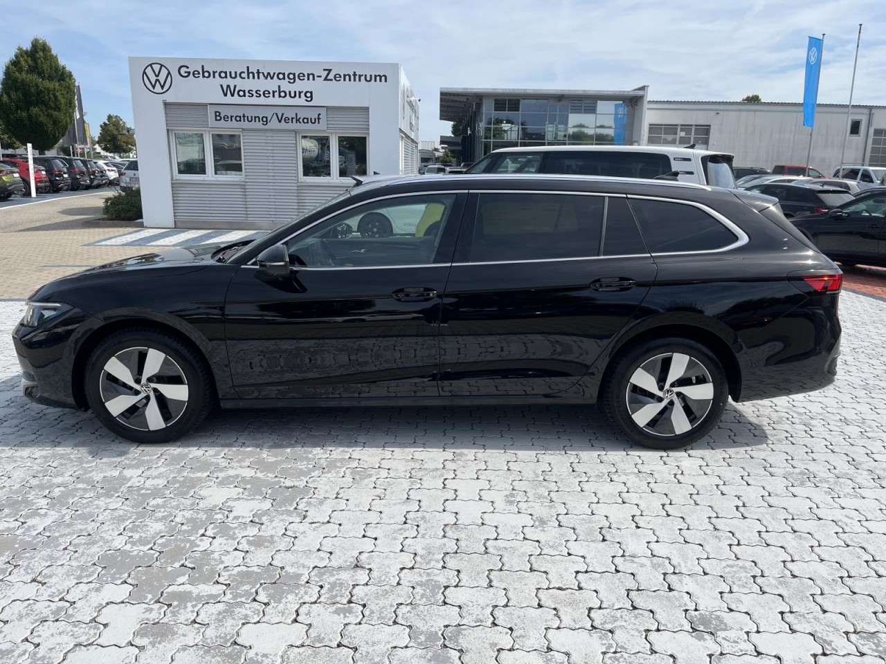 Passat Variant 2.0 TDI Business DSG (LED,NAVI,APP,AreaView)