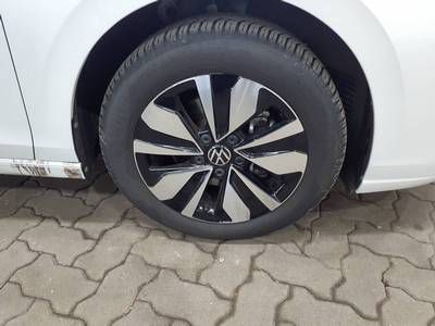 Golf VIII GOAL 2.0 TDI DSG (LEDPlus+NAVI+APP+AHK+ACC+RearView)