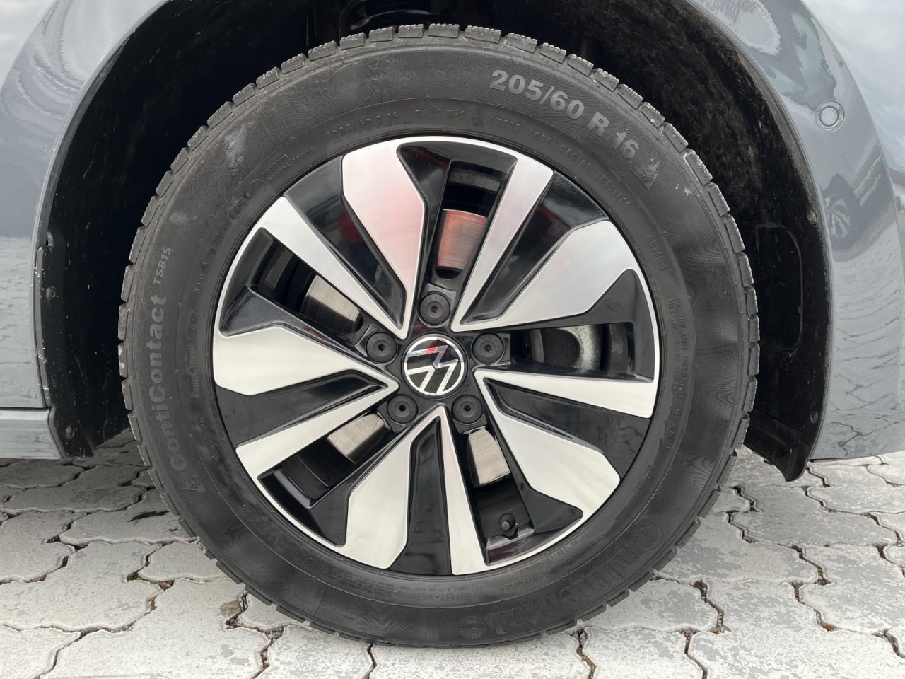 Touran 1.5 TSI Goal DSG (IQLight+AHK+APP+NAVI)