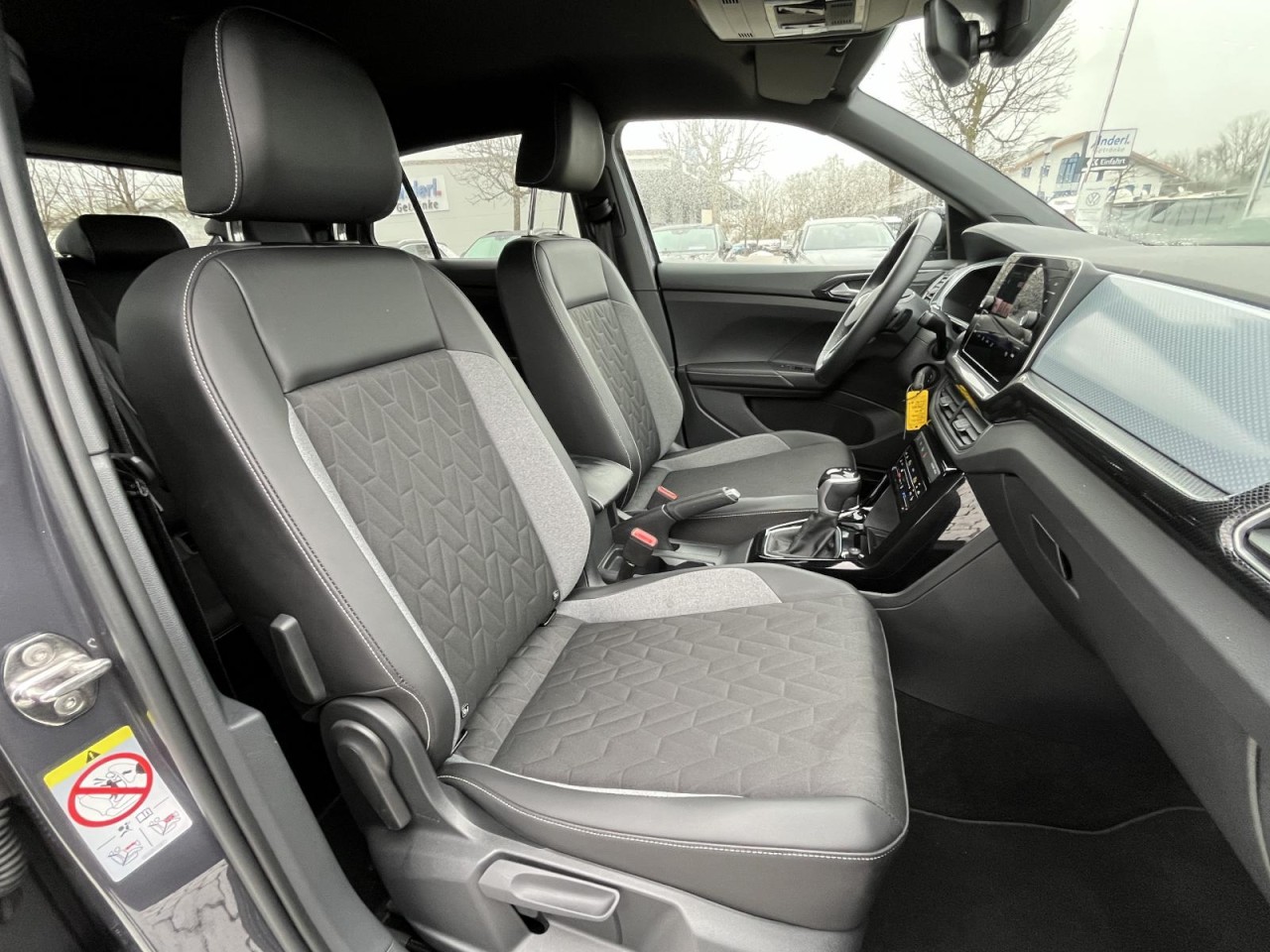 T-Cross 1.0 TSI DSG Goal (LED+NAVI+APP+ACC+AHK)