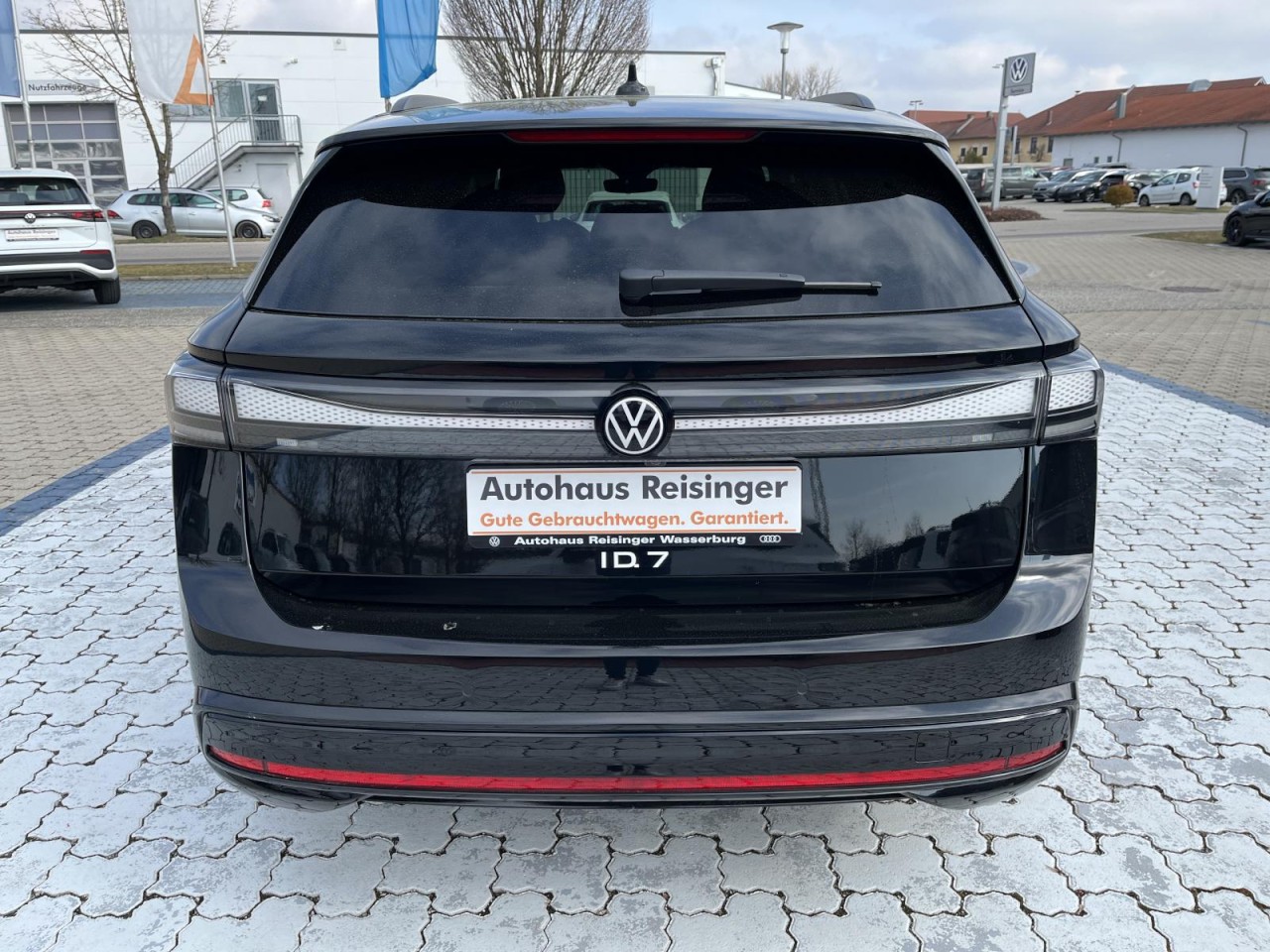 ID.7 Tourer Pro electric (IQLight+NAVI+AHK+AreaView+HeadUp+ACC)