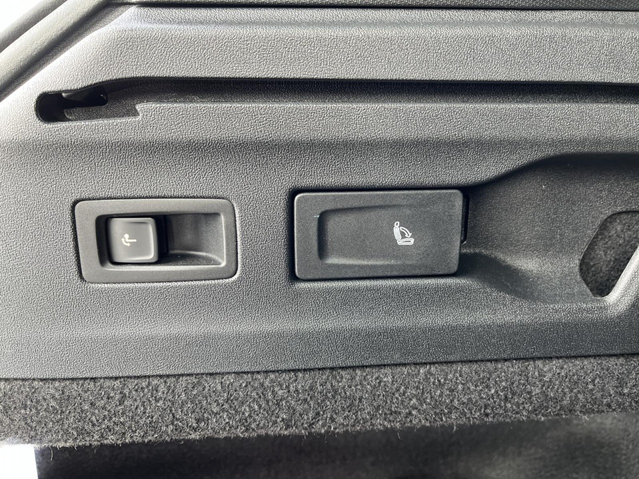 ID.7 Tourer Pro electric (IQLight+NAVI+AHK+AreaView+HeadUp+ACC)