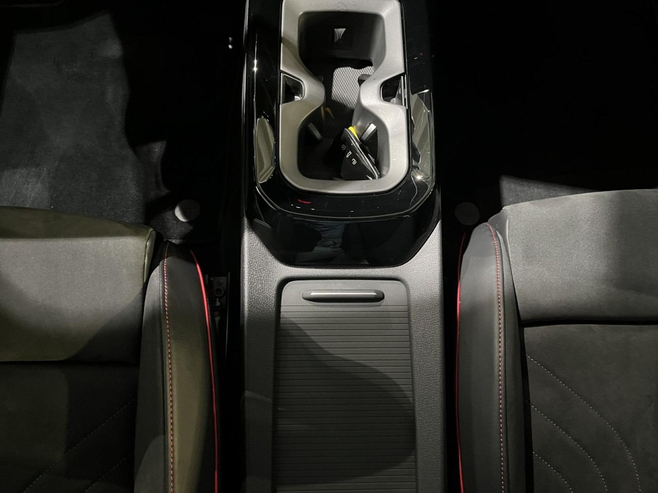 ID.5 GTX 4Motion (IQLight+NAVI+APP+HeadUp+RearView+Harm. Kardon)