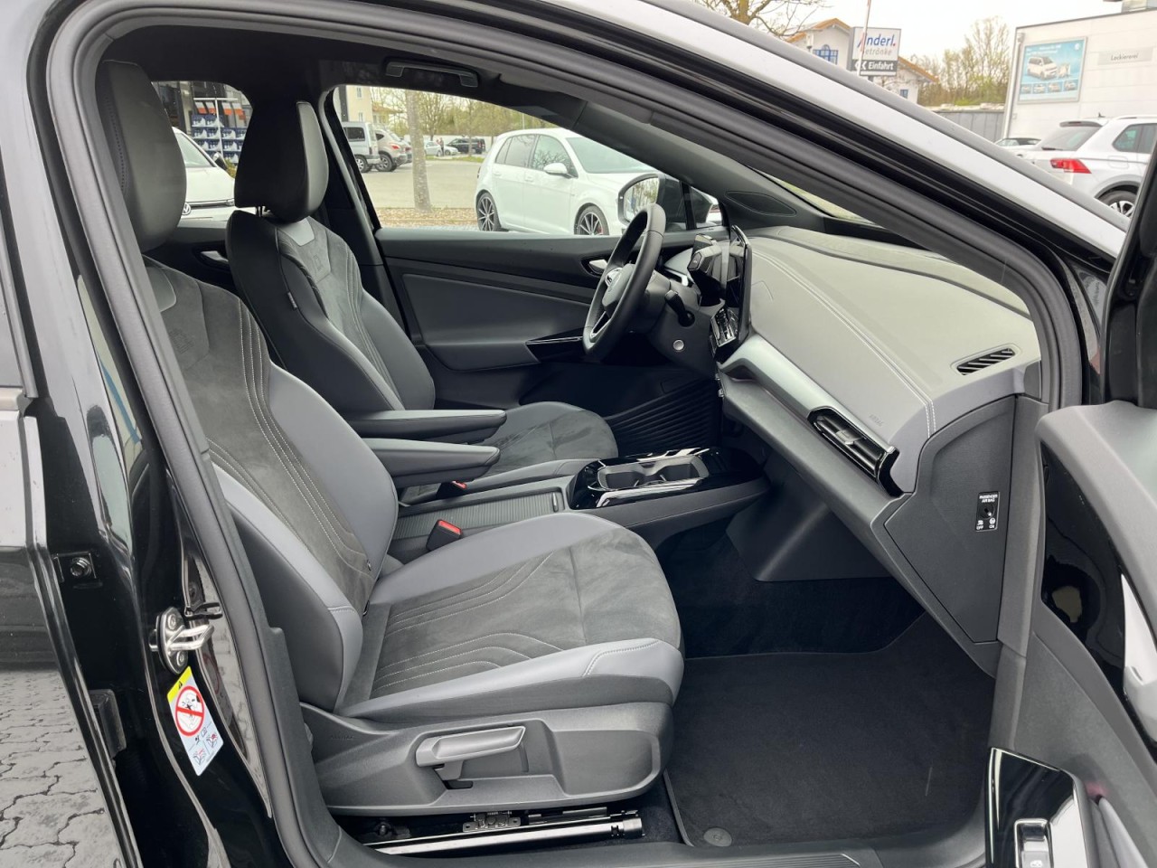 ID.5 Pro (IQ-Light,AHK,ACC,R-Kamera) Klima Navi