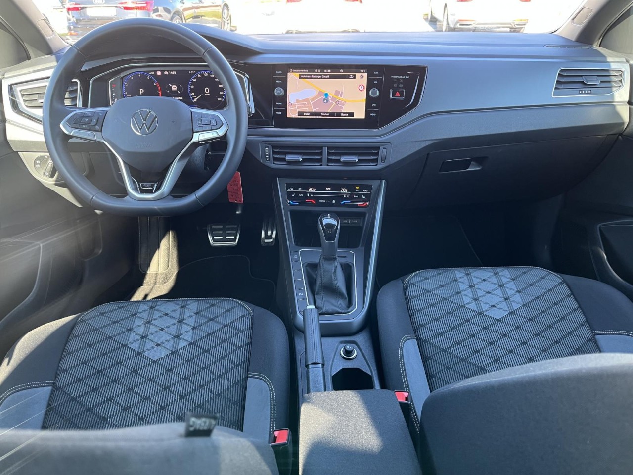 Taigo 1.5 TSI R-Line DSG (MatrixLED+NAVI+AHK+R-Kamera+ACC)