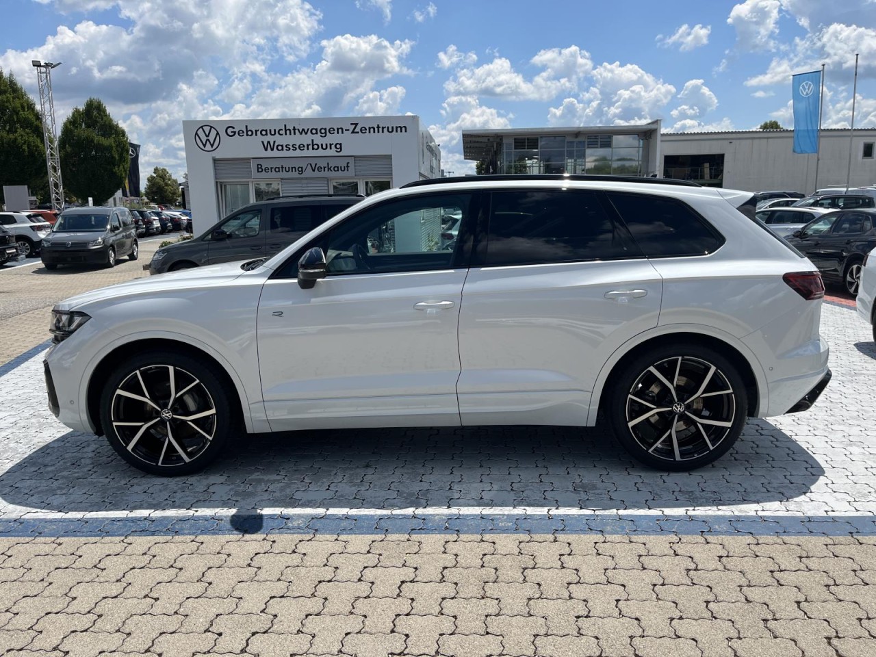 Touareg 3.0 TDI R-Line 4Motion (Panorama+AHK+R-Kamera+HeadUP)