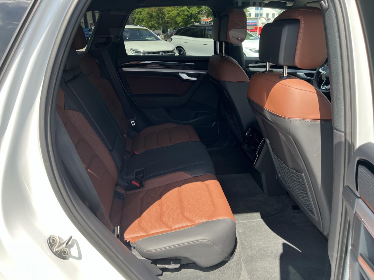 Touareg 3.0 TDI R-Line 4Motion (Panorama+AHK+R-Kamera+HeadUP)
