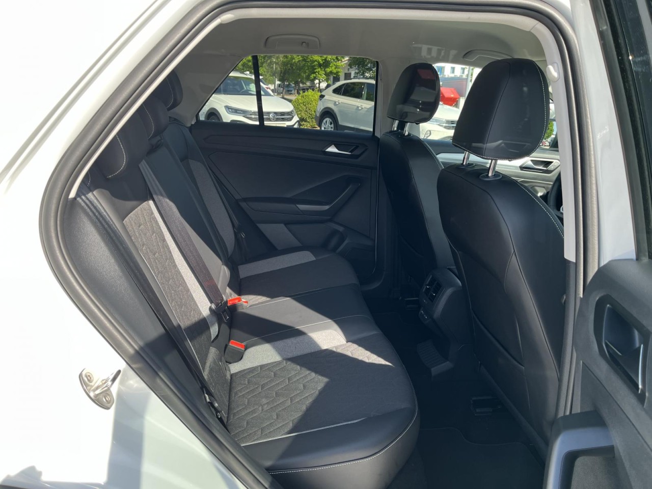 T-Roc 1.0 TSI Goal (Navi+Light Assist+APP+LED+SH)