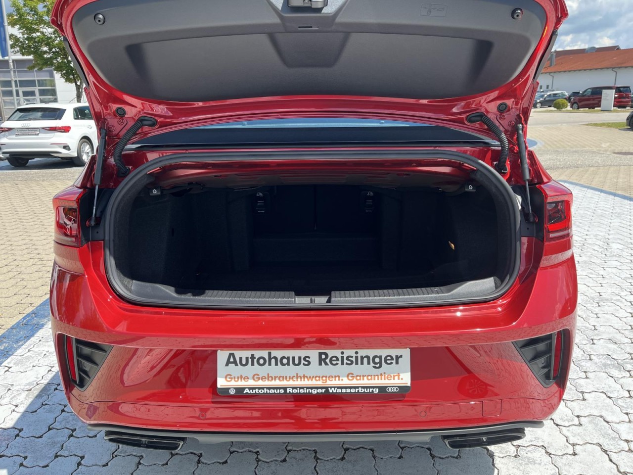 T-Roc Cabriolet R-Line 1.5 TSI DSG (IQLight+NAVI+APP+AHK)