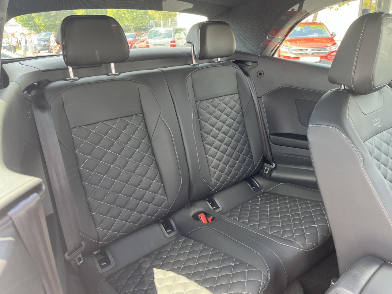 T-Roc Cabriolet R-Line 1.5 TSI DSG (IQLight+NAVI+APP+AHK)