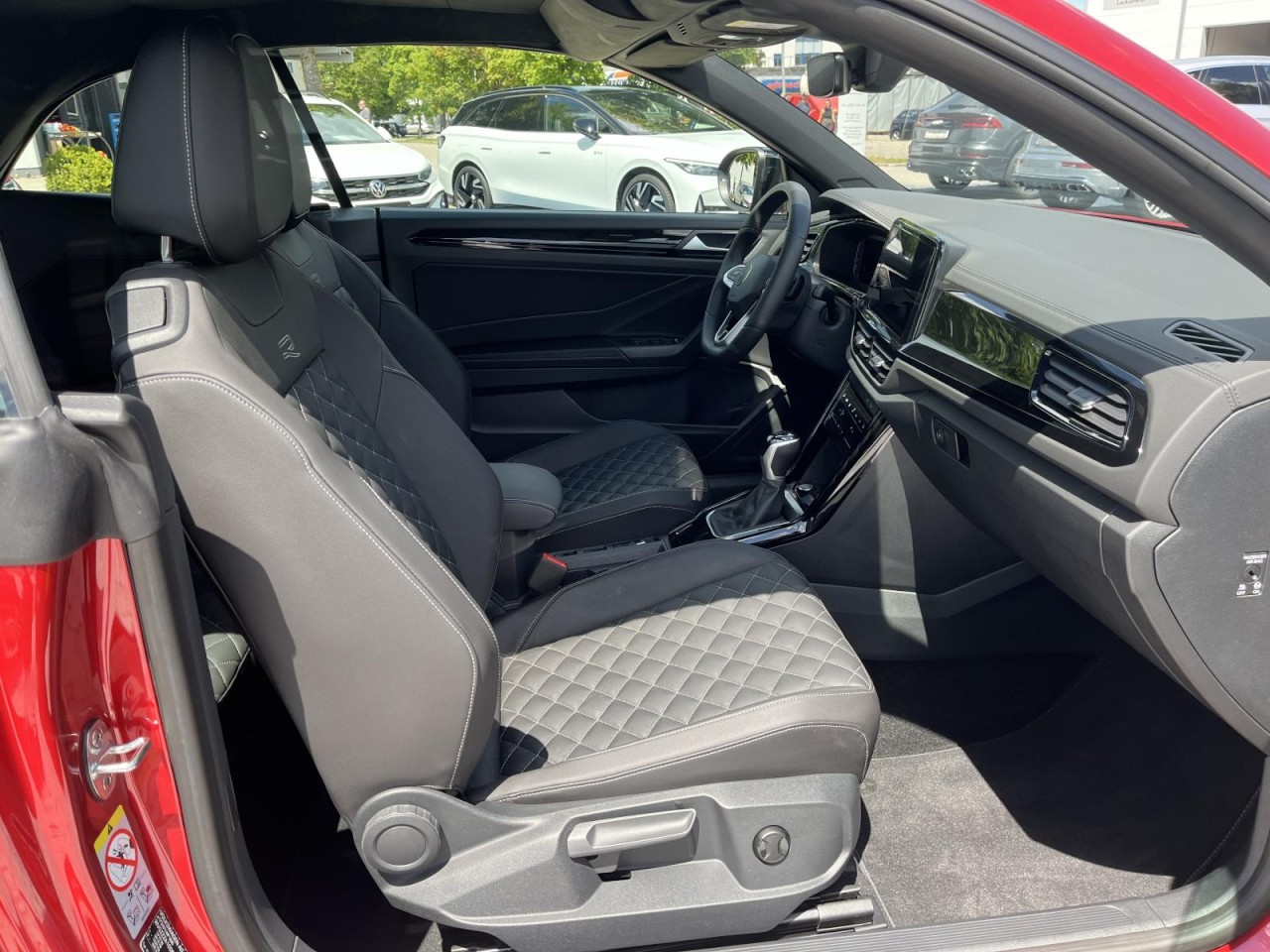 T-Roc Cabriolet R-Line 1.5 TSI DSG (IQLight+NAVI+APP+AHK)