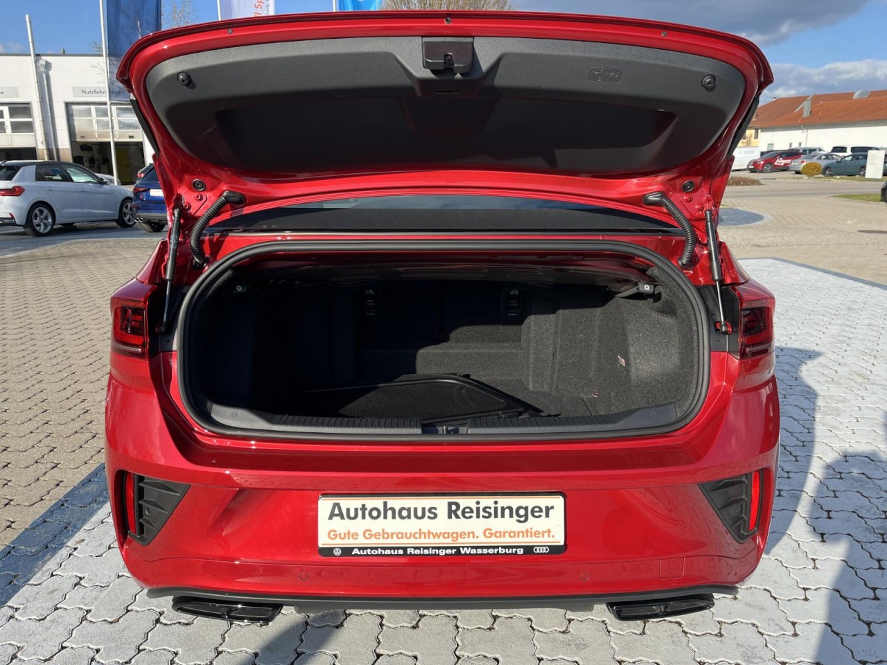 T-Roc Cabriolet 1.5 TSI R-Line DSG ( IQ-Light+NAVI+APP+ACC)