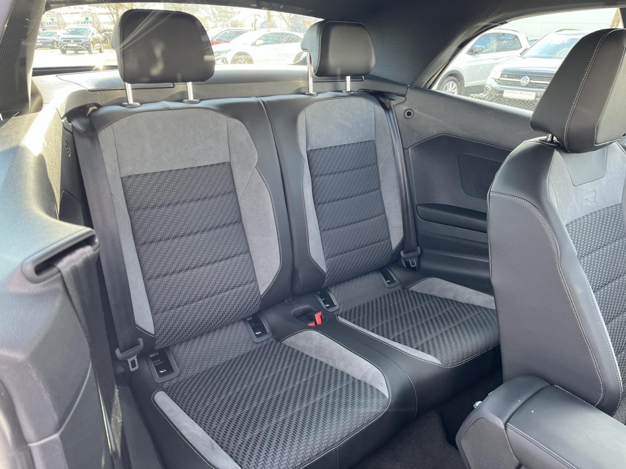T-Roc Cabriolet 1.5 TSI R-Line DSG ( IQ-Light+NAVI+APP+ACC)