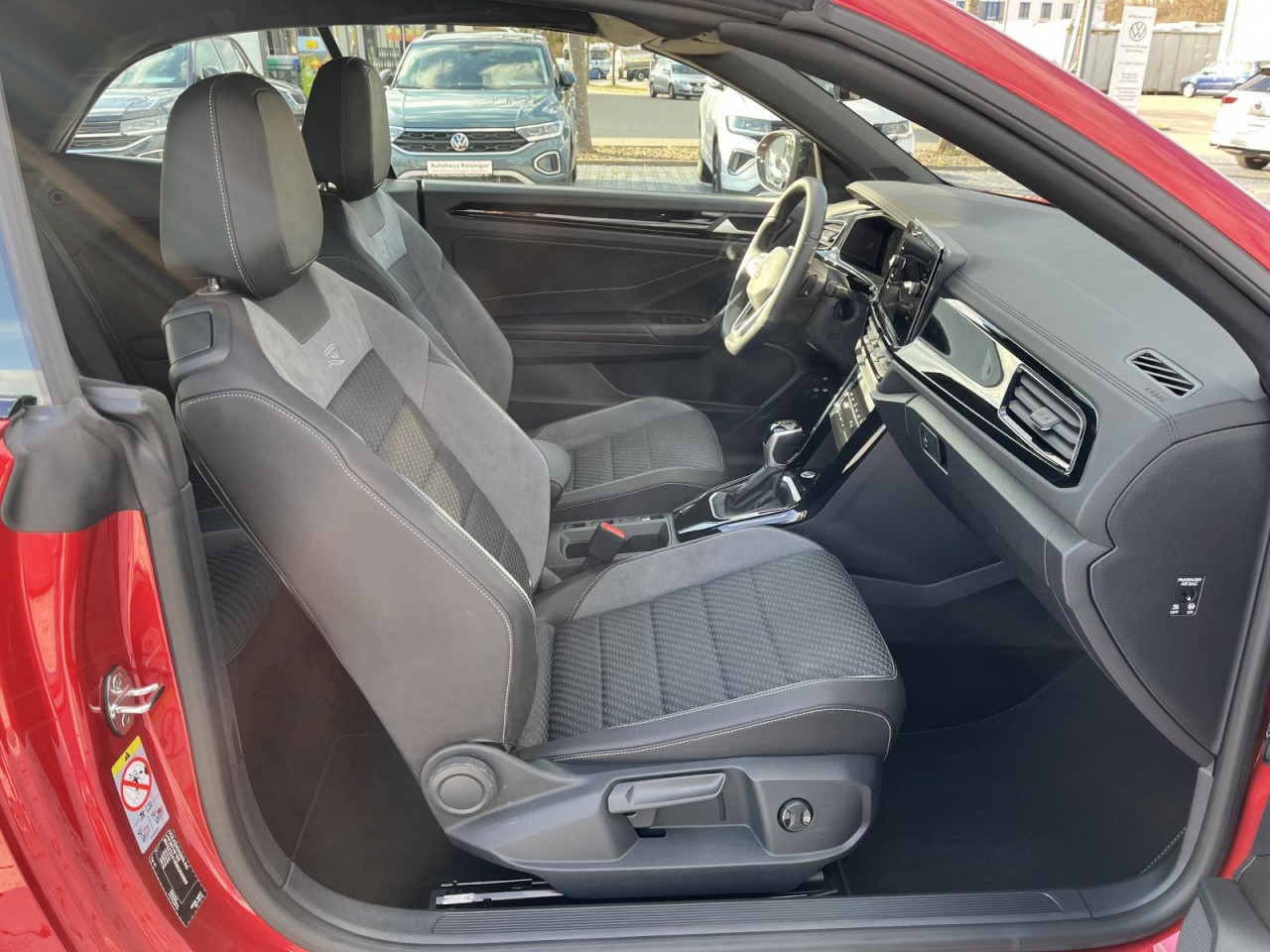 T-Roc Cabriolet 1.5 TSI R-Line DSG ( IQ-Light+NAVI+APP+ACC)